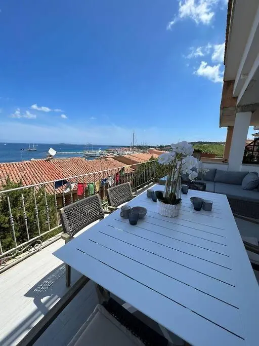 Elegante Trilocale Vista Mare A Porto Rotondo Villa