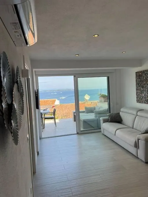 Holiday home Elegante Trilocale Vista Mare A Porto Rotondo Villa Italy